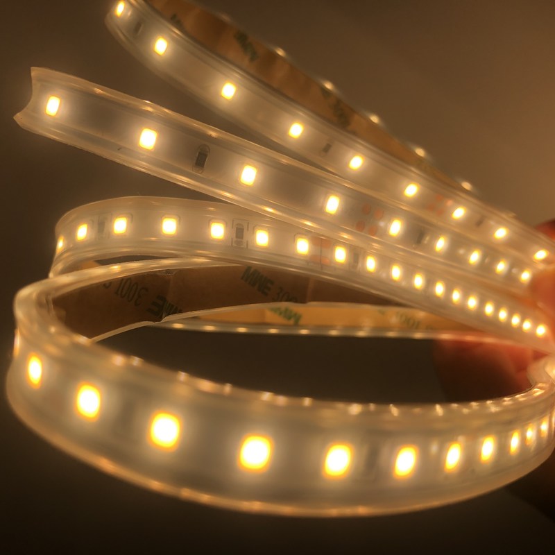 3000K 4000K 6500K 12のボルトLEDの続けて適用範囲が広く軽いストリップ24V SMD2835のスマートな二重2色水