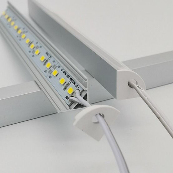 3000K 4000K 6500Kをつける棚LEDの下のVのタイプ アルミニウム24V