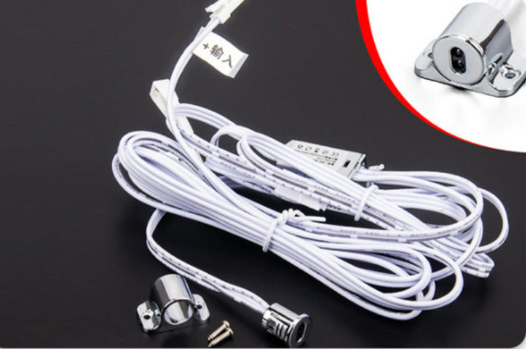 キャビネットの下のLEDの管ライトのための白いLEDセンサーの付属品センサーの赤外線スマート