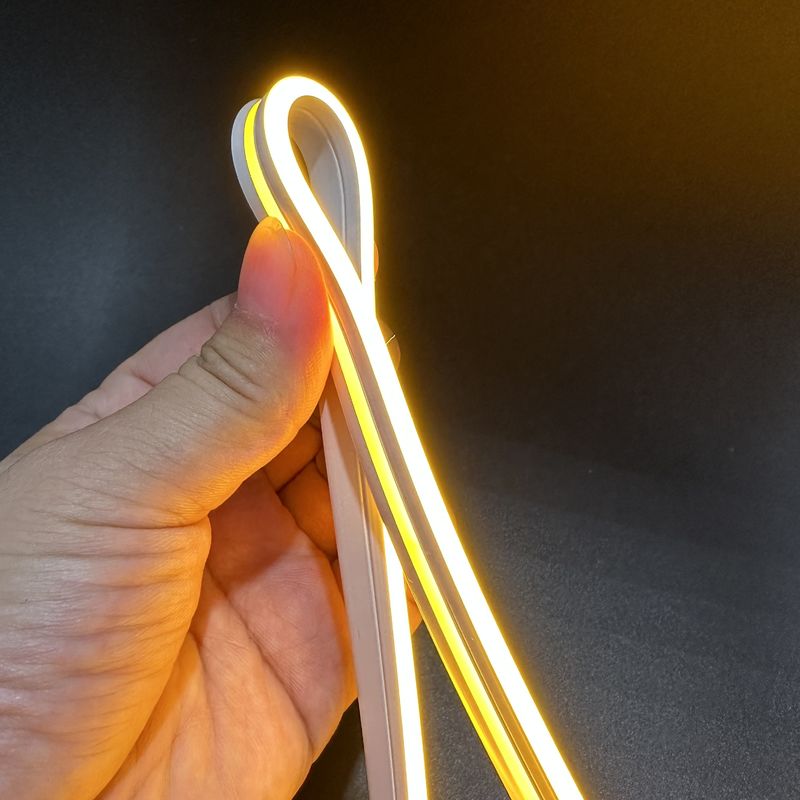 ネオン適用範囲が広いつく12V/24V 240LEDs/Mの1800K~6500K色温度