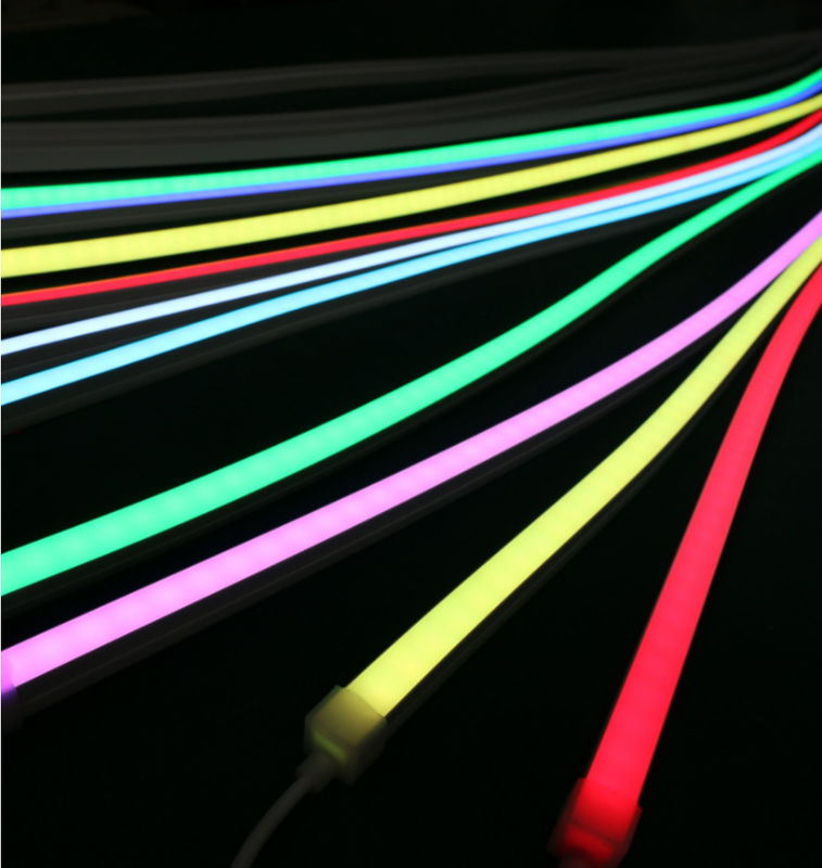 120度LEDのネオン ライトのストリップの屋内に屋外に塗布の上/側面の曲がること